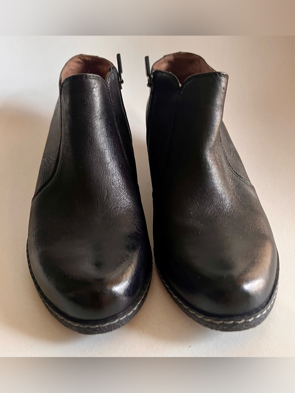 Dansko Luann Womens 37 Black Leather Wedge Ankle Boots Floral Side Zip